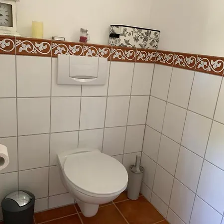 Koebelerhof - Stilvoll Eingerichtete Landwohnung Kordorf